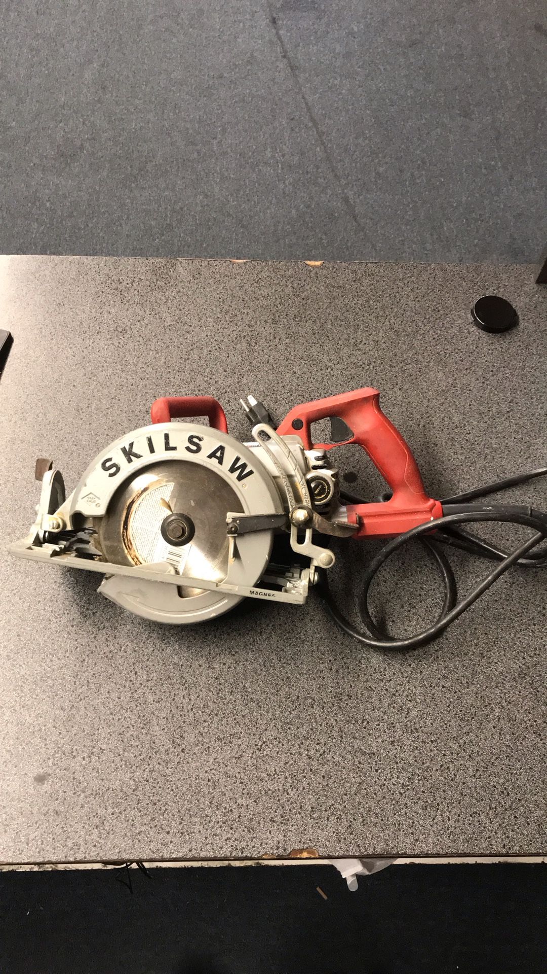 Worm Drive Skillsaw