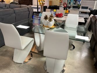 🔥Beautiful White 5 Pc Dining Table With 4 Chairs  Only $999🔥