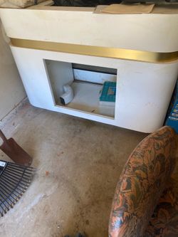 Reception desk