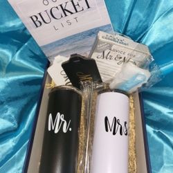 Mr. And Mrs. Gift Valentines 💝 