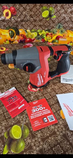 Milwaukee
M12 FUEL 12V Lithium-Ion Brushless Cordless 5/8 in. SDS-Plus Rotary Hammer Drill (To18ol-Only)