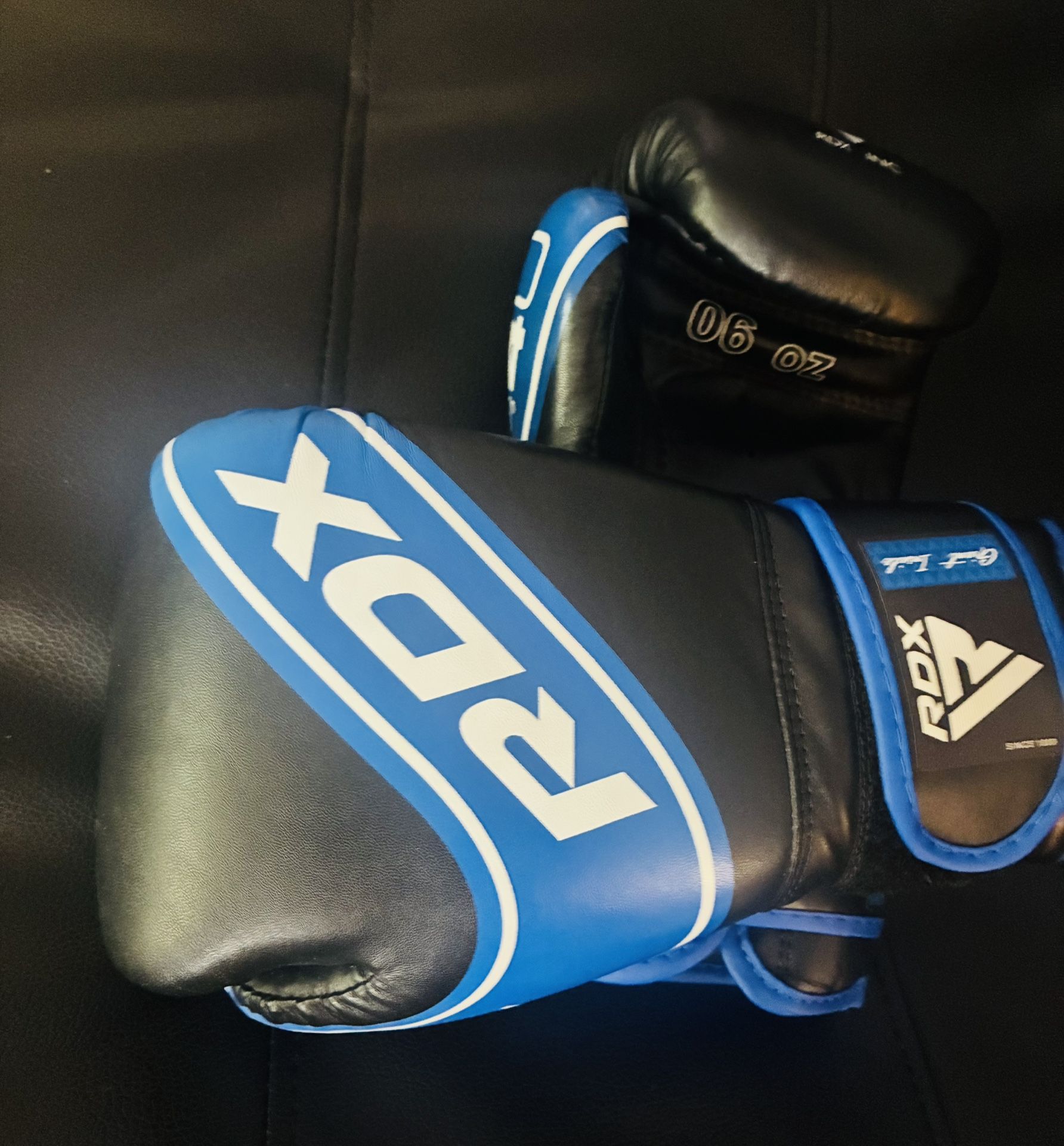 New RDX 6oz Boxing Gloves – For Kids (Ages 5–10) – Never Used
