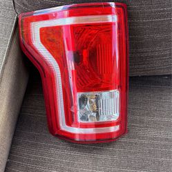 2016 Ford F150 Tail Light 