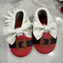 Mrs Clause Leather  Baby Moccasins  Size 6-12 Months 