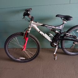 Schwinn S-30 26inch 21 Speed Full Suspencion Aluminum Frame Mountain Bike Bicycle Red Balck White And Silver !