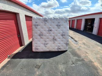 Stern & Foster 17in king Size Marlyn pillow top Mattress only ♥️.