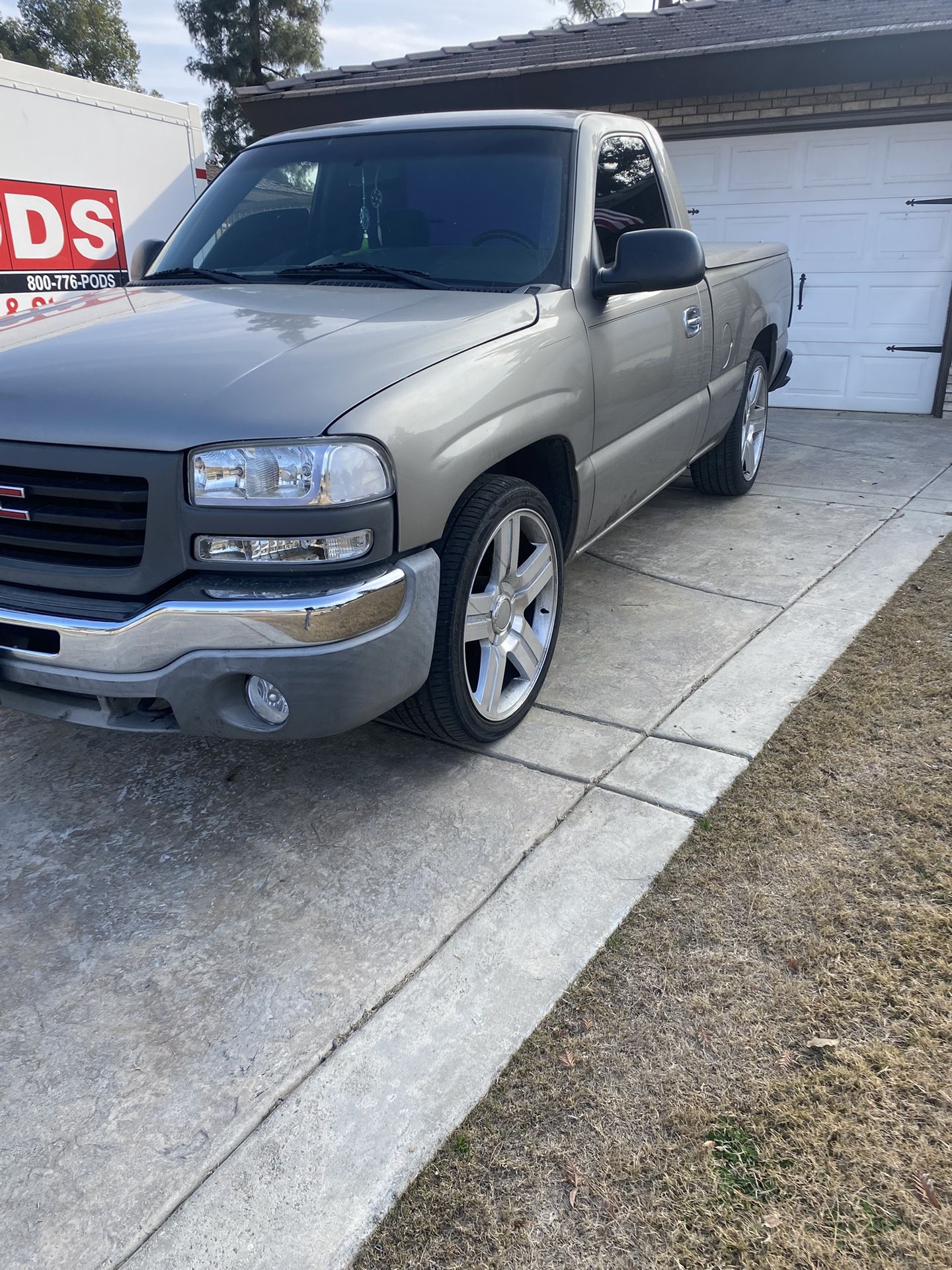 GMC Sierra