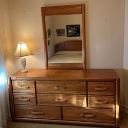 Webb furniture Oak Vintage Bedroom Set three piece Headboard two dressers w/ mirror