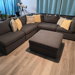 Grey 5-piece Basset Furniture Modular Sectional + Ottoman