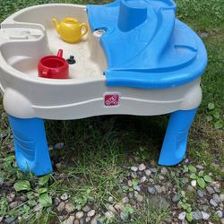 Step 2 Water And Sand Table With Sandbox Cover
