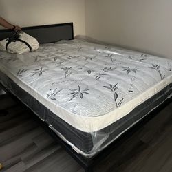 Queen Size Pillow Top Mattress