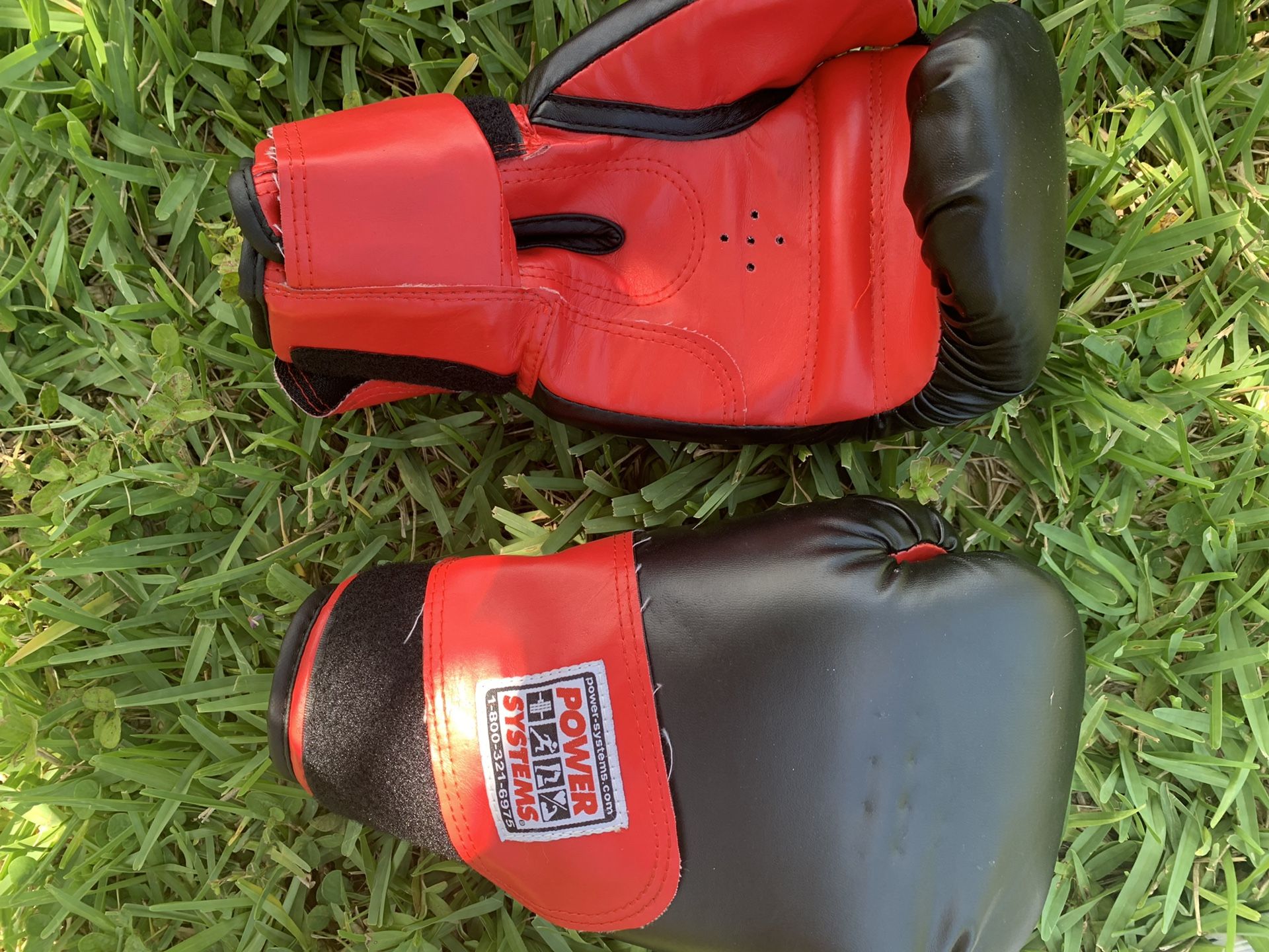 Power force boxing gloves