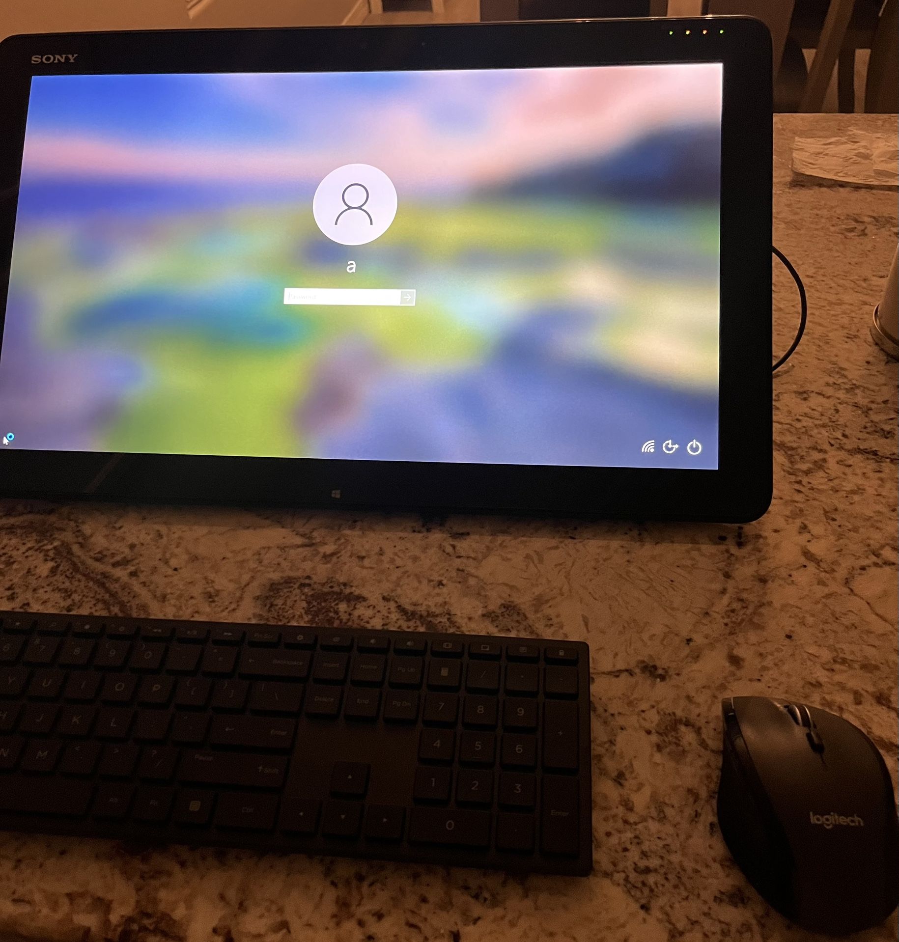 Sony Vaio Svj202a11- 20 Inch Touchscreen Tablet/ All In One