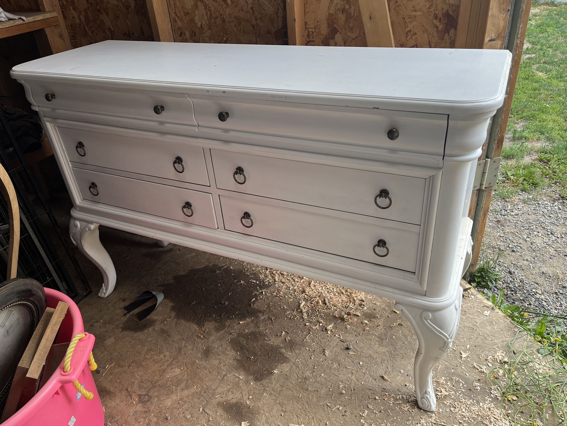 Dresser