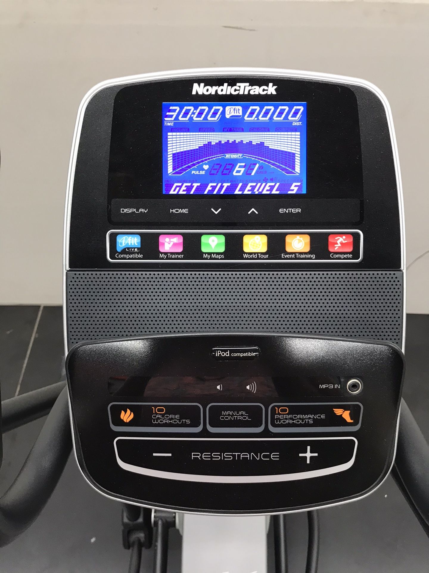 NORDICTRACK E5.7 ELLIPTICAL TRAINER for Sale in Fort Lauderdale, FL
