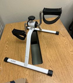 Exercise Machine - In Very Good Condition. Do Your Leg Exercises While Working or Watching Your Favorite Shows. Made by Swiftfit.