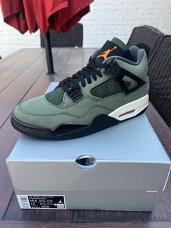 Air Jordan 4 Undefeated Size 10.5 DS
