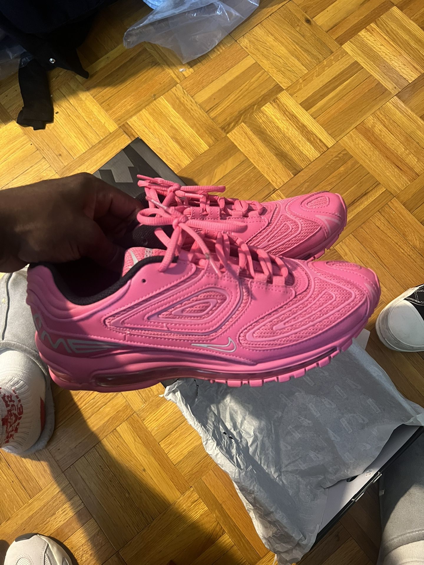 Nike Air Max 98 TL Supreme Pink