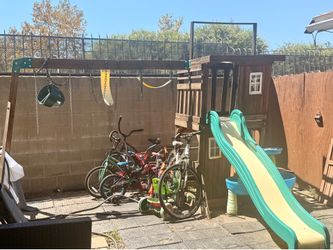 Free playset