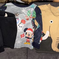 5 Pcs Preowned & New Boys Size 2T Clothing . To T-shirts New. Other 3 Preowned. Nike, 27 Kids & Disney All In Great Condition 