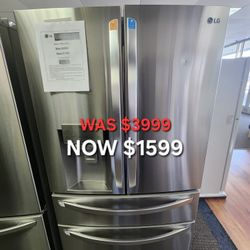 30 cu. ft. 4-Door French Door Refrigerator
Full Convert Drawer Smart Cooling arid
Craft Ice, Print Proof Stainless Steel