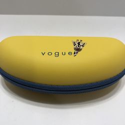 Kids Vogue Clamshell Glasses Case