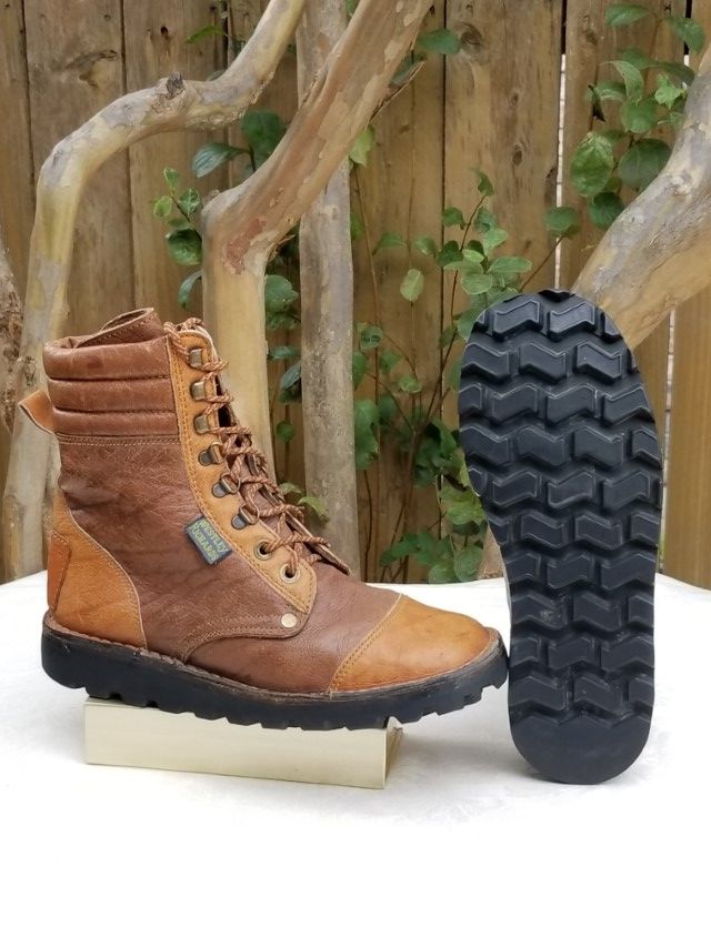 Rare Courteney Exotic Hide Safari Hiking / hunting Boot * size 8