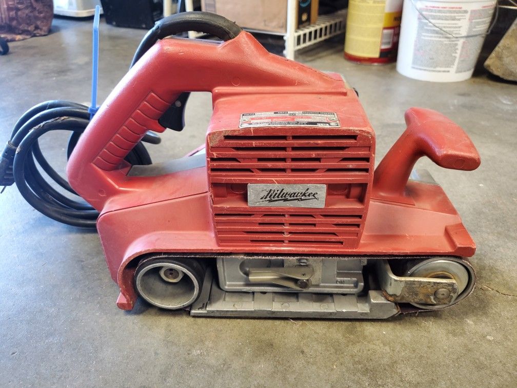 Milwaukee SFM 1700 Belt Sander - Great Condition