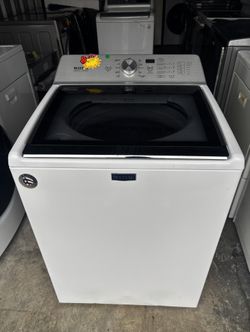 Maytag Top Load Washer – Large Capacity – Excellent Condition
