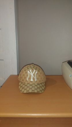 LV HAT for Sale in Clifton, NJ - OfferUp