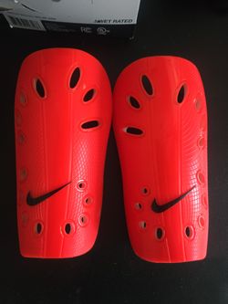 Nike Shin guards kids