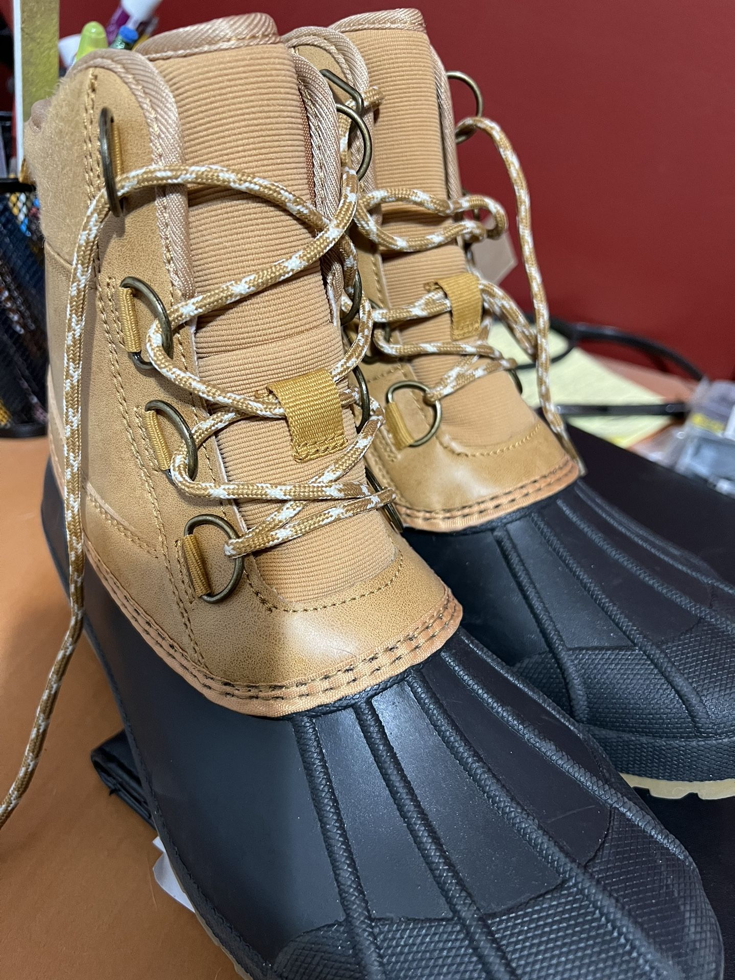 Universal Thread Women’s Boots Size 10