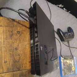 PS 4 with a New Controller And 1 Game