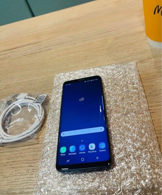 Samsung Galaxy S9, Factory UNLOCKED,  Excellent Condition. 