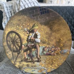 Rumpelstilzchen Decor Plate With Stand. 