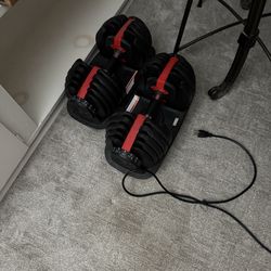 Adjustable dumbbells