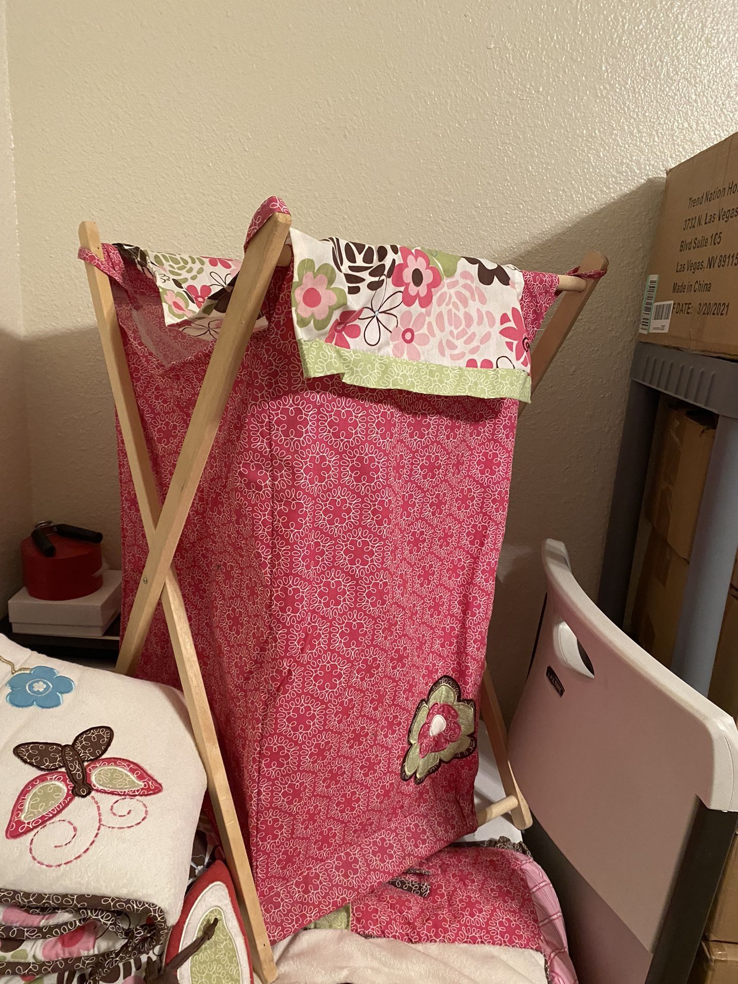 Girls Cocalo Bedroom Crib Decor Bundle!