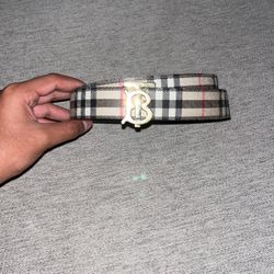 Burberry mens belt 