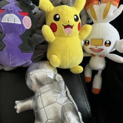 Pokémon Plushies 