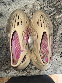 Yeezy Foam Runner