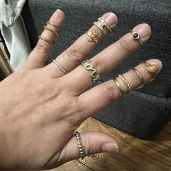 Costume Jewelry/accessories 