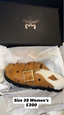 Women’s MCM Slides Size 8