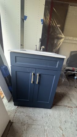 Bathroom Vanity w/ Sink & Faucet – Like New