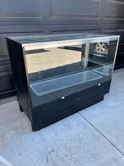 Display showcase