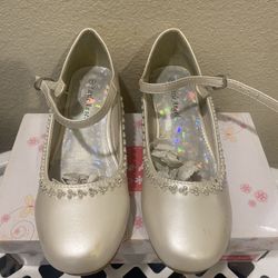 ZAPATOS DE NIÑA SIZE:3