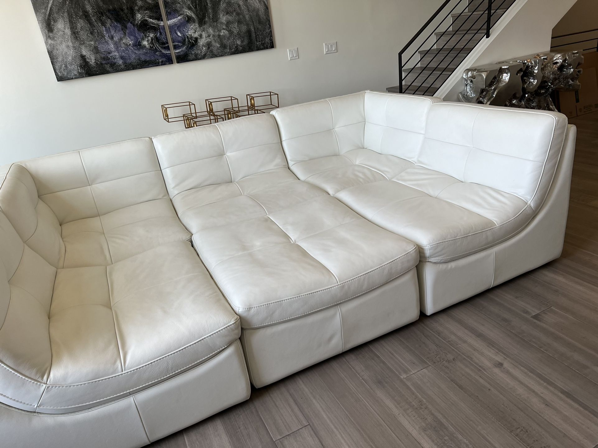 Z GALLERIE WHITE LEATHER COUCH 