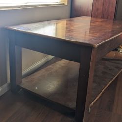 Coffee Table Lifting Top Works Great 