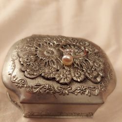 Pink Pearl Adjustable Ring Size 6-1/2 $6