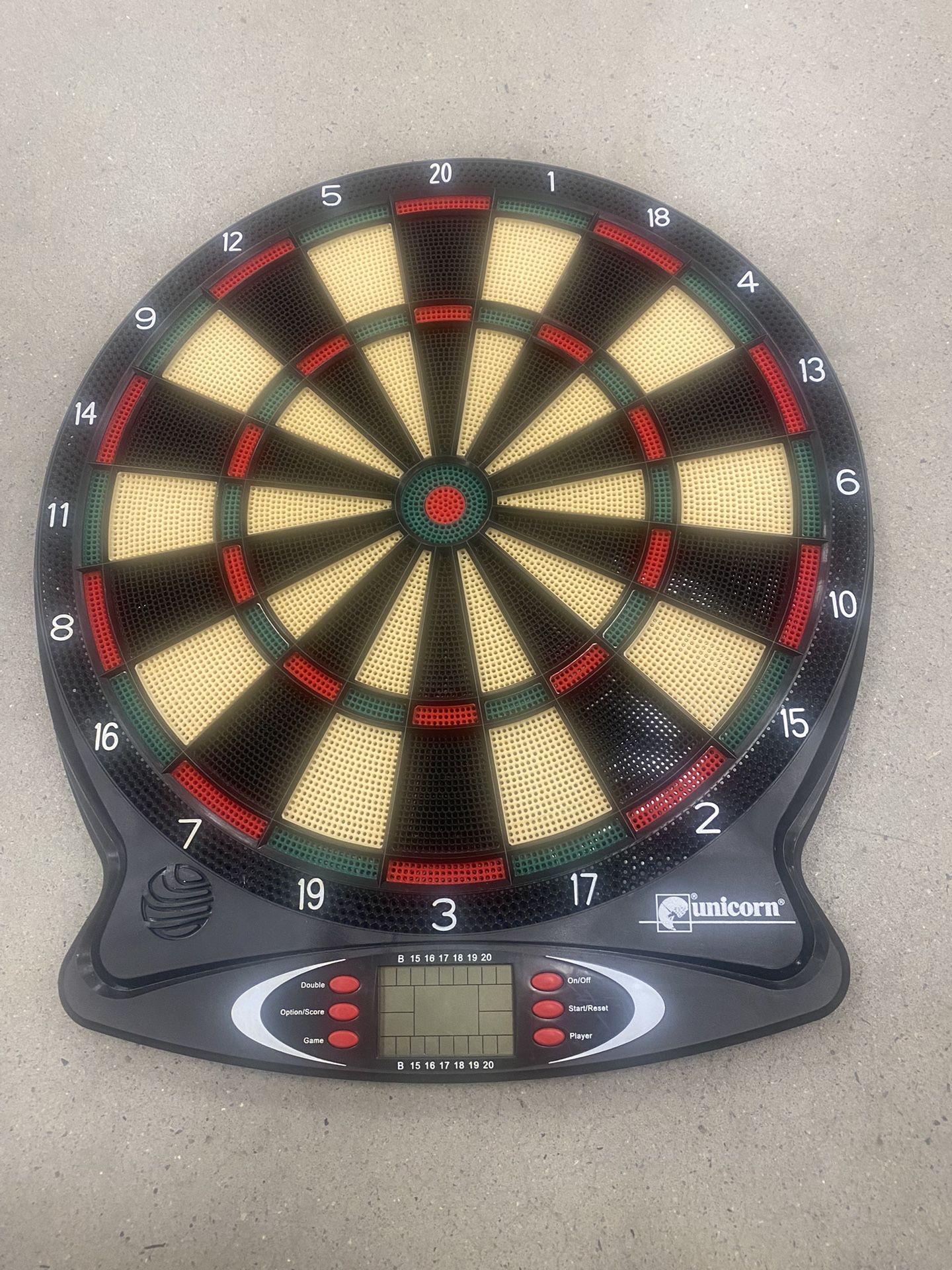 DART BOARD
