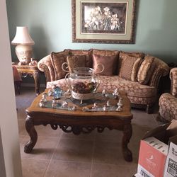 High End Living Room Set